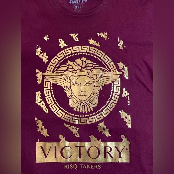 Men’s RISQ TAKERS Graphic T-Shirt, Size 3XL, VICTORY, Maroon & Gold colors - Picture 4 of 5